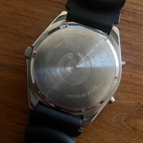 CASIO AMW-320D Vintage Analog+Digital Watch - Picture 3 of 4